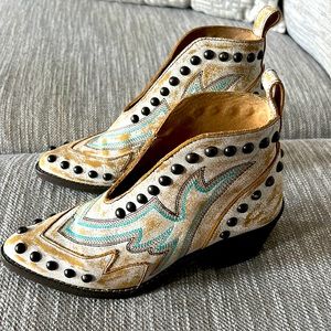 Circle G Booties — Size 6.5